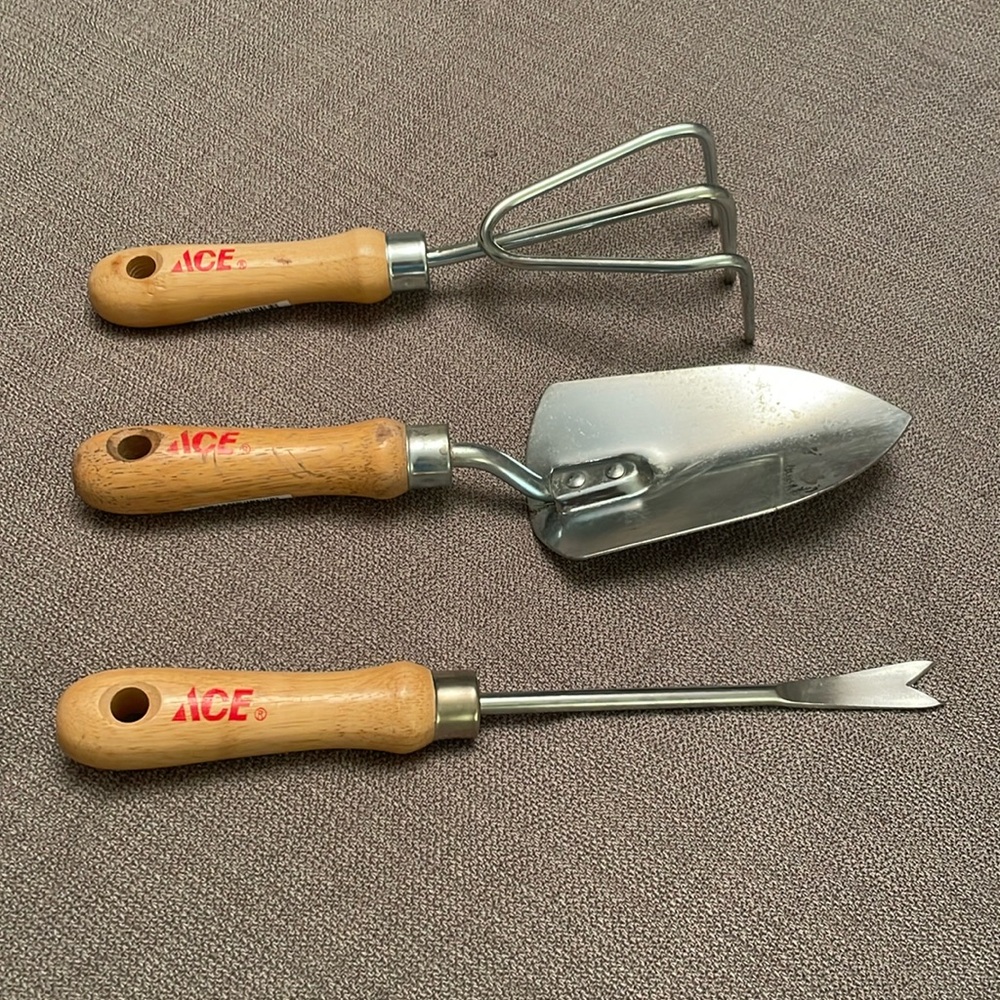 Set of 3 Ace Hardware Gardening Hand Tools Trowel Weed or Dandelion Digger Rake
